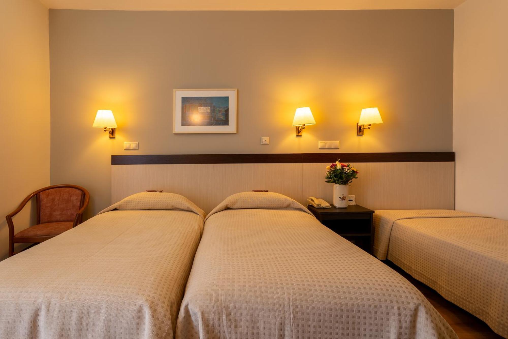 סלוניקי Queen Olga Hotel מראה חיצוני תמונה